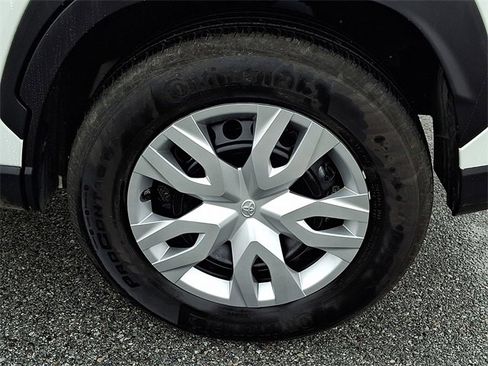 Certified 2025 Toyota Corolla Cross L image 8