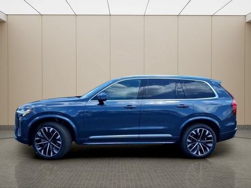 New 2026 Volvo XC90 B5 Plus w/ Protection Package Premier AWD/4WD image 5
