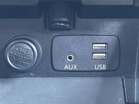 Used 2016 Subaru Outback 2.5i Premium AWD/4WD image 24