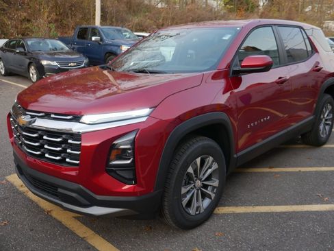 New 2026 Chevrolet Equinox LT image 4