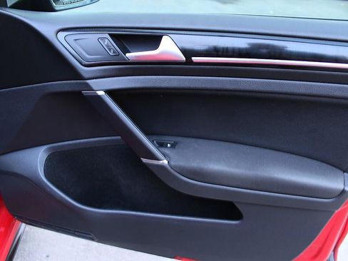 Used 2017 Volkswagen GTI Sport FWD image 19