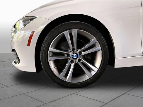 Used 2017 BMW 330i Sedan image 10