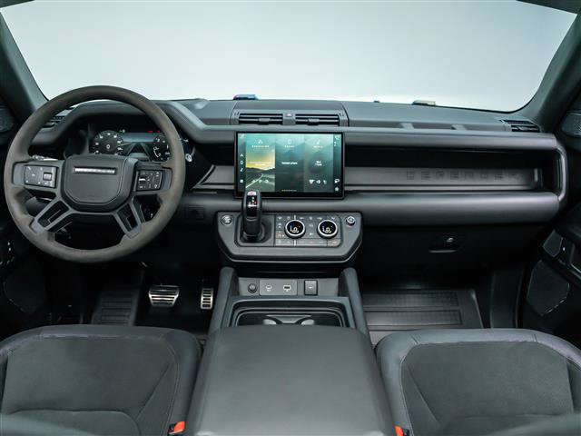 Used 2023 Land Rover Defender 110 V8 AWD/4WD image 20