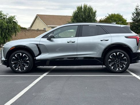 Used 2025 Chevrolet Blazer EV RS AWD/4WD image 14