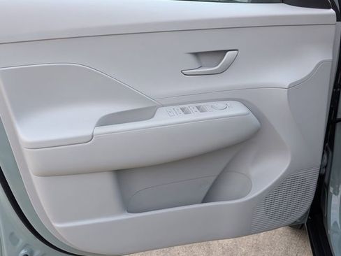 New 2026 Hyundai Kona SE FWD image 10