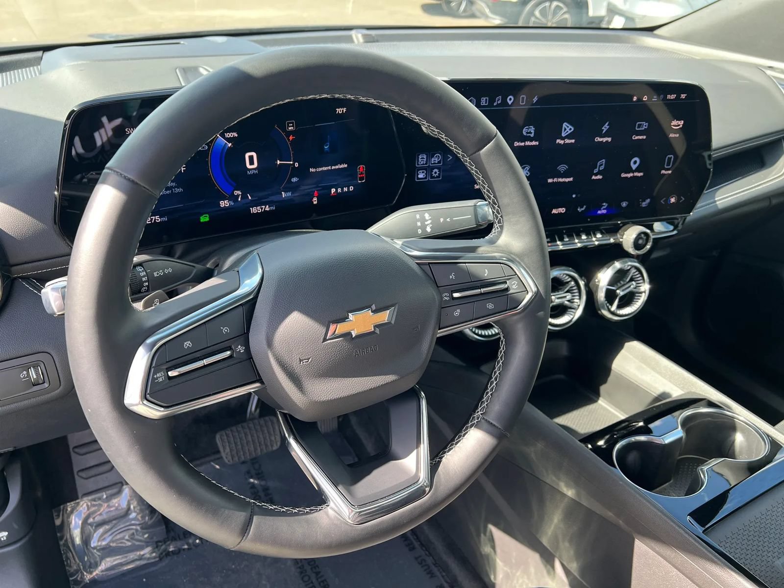 Used 2024 Chevrolet Blazer EV LT AWD/4WD image 14
