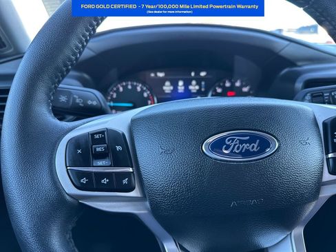 Certified 2023 Ford Explorer XLT image 12