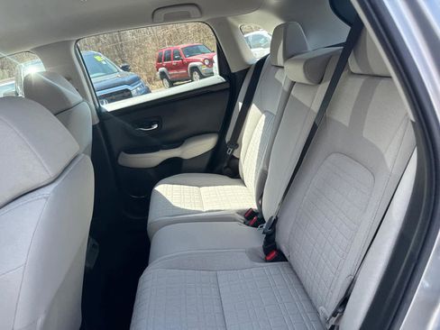 Used 2023 Honda HR-V LX image 28