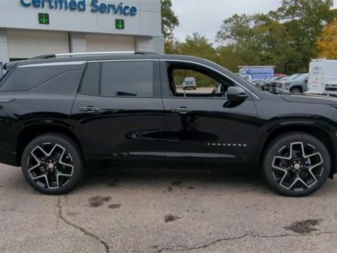 New 2026 Chevrolet Traverse High Country image 9