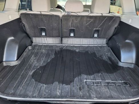 Used 2015 Subaru Forester 2.5i Premium w/ All-Weather Package image 12