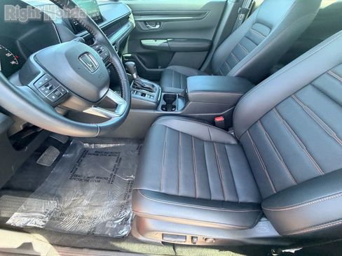 Used 2025 Honda CR-V Sport-L image 17
