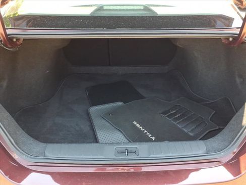 Used 2025 Nissan Sentra SV FWD image 25