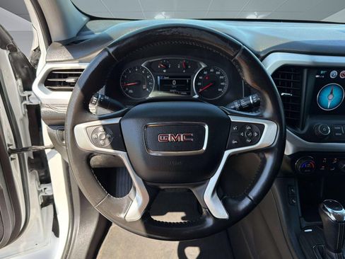 Used 2019 GMC Acadia SLT w/ Black Edition FWD image 10