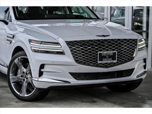 Used 2023 Genesis GV80 2.5T w/ Prestige Package image 2