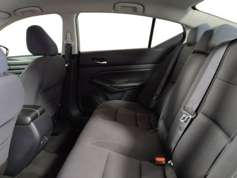 Used 2020 Nissan Altima 2.5 S FWD image 18