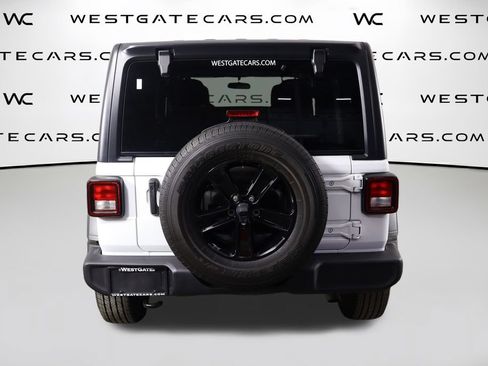 Used 2022 Jeep Wrangler Unlimited Sport AWD/4WD image 4