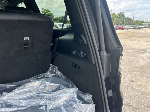 New 2024 Jeep Grand Wagoneer Series II w/ Quick Order Packagew 28T image 43