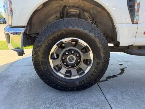 Used 2024 Ford F250 King Ranch w/ Tremor Off-Road Package AWD/4WD image 4