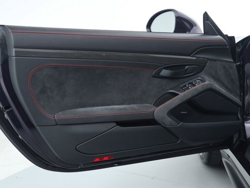 Used 2018 Porsche 911 GT2 RS image 23