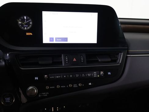 Used 2023 Lexus ES 350 w/ Premium Package image 41