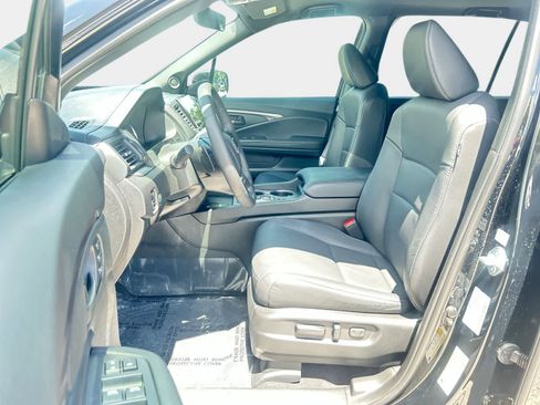 Used 2024 Honda Passport EX-L image 11