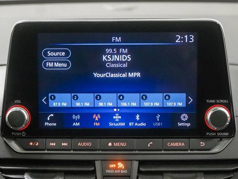 Used 2022 Nissan Altima 2.5 SV AWD/4WD image 25