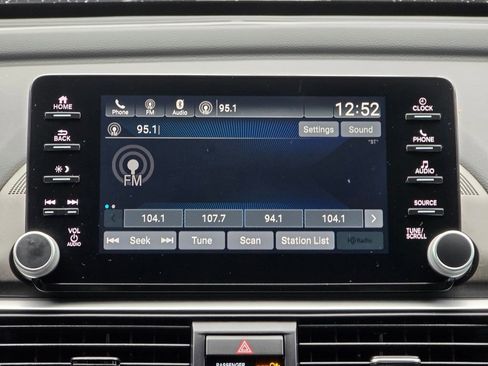 Used 2020 Honda Accord Sport image 12