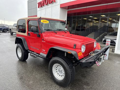 Used 2005 Jeep Wrangler Sport AWD/4WD image 1