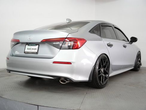 Used 2024 Honda Civic Sport image 9