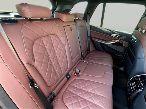 New 2026 BMW X5 xDrive50e w/ M Sport Package AWD/4WD image 25