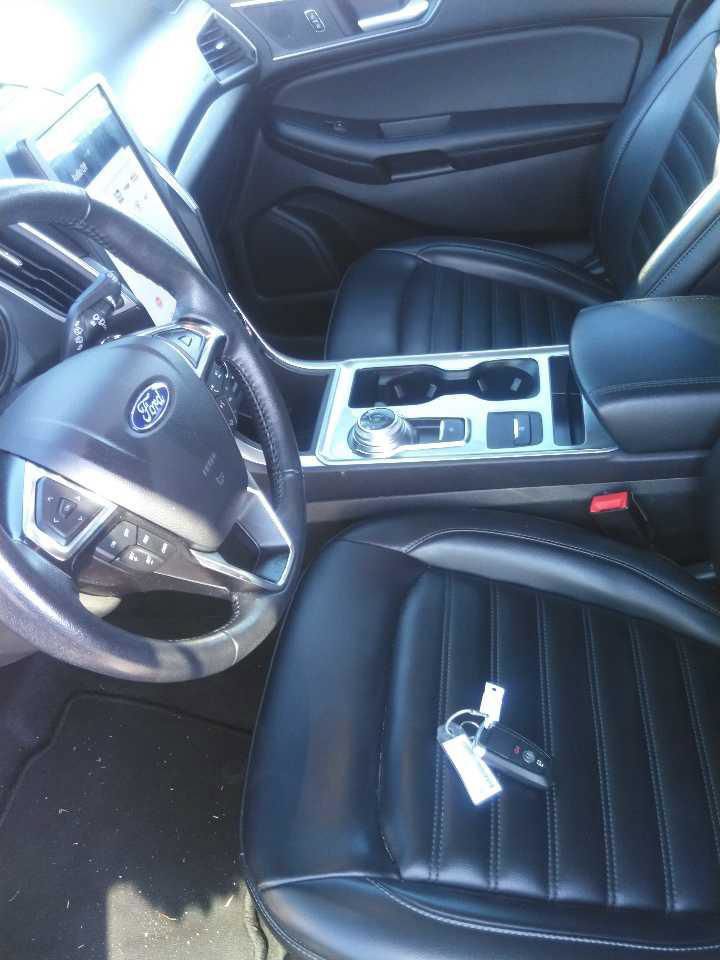 Used 2024 Ford Edge SEL AWD/4WD image 2
