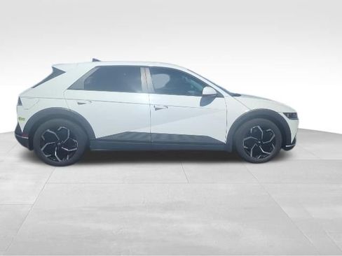 Used 2024 Hyundai Ioniq 5 SEL RWD image 5