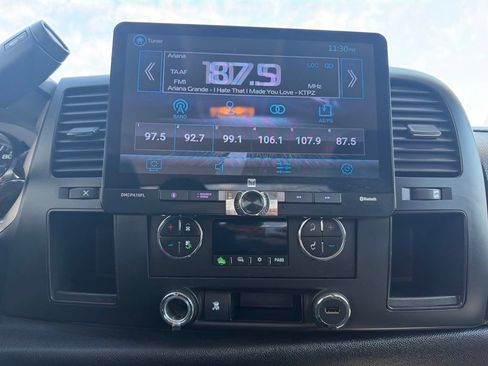 Used 2010 Chevrolet Silverado 1500 LT w/ Power Pack Plus RWD image 15
