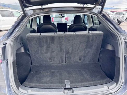 Used 2021 Tesla Model Y Long Range AWD/4WD image 18