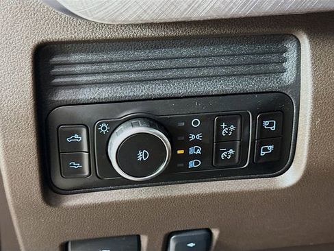 New 2026 Ford F450 King Ranch w/ FX4 Off-Road Package image 10