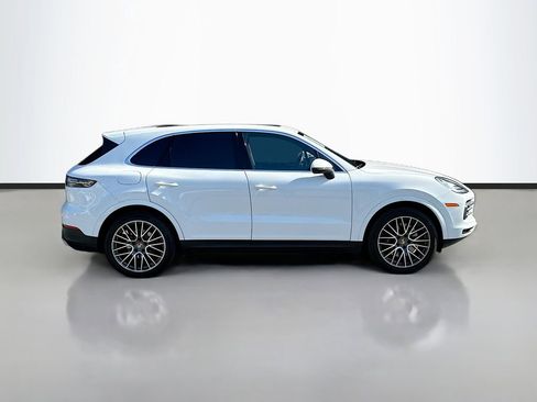 Used 2022 Porsche Cayenne AWD/4WD image 8