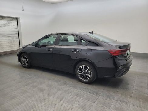 Used 2024 Kia Forte LXS w/ LXS Technology Package FWD image 3
