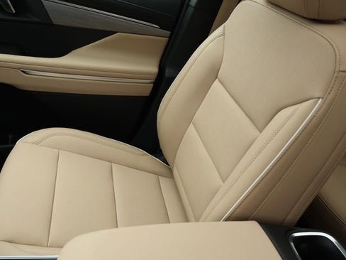 New 2026 Buick Enclave Preferred w/ Power Package AWD/4WD image 28