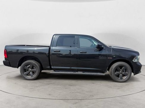 Used 2016 RAM 1500 Express w/ Black Ram 1500 Express Group AWD/4WD image 4