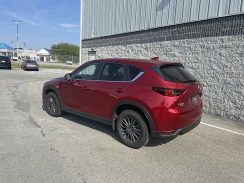 Used 2019 MAZDA CX-5 Touring image 3