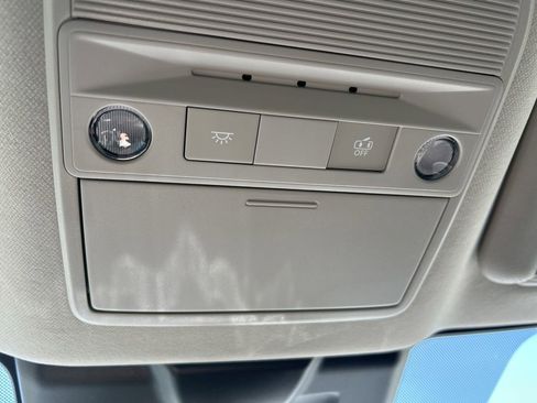 New 2026 Nissan Sentra SV w/ Floor Mat Package FWD image 38