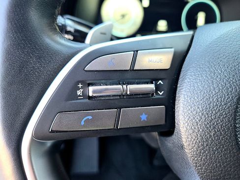 Used 2024 Hyundai Palisade Limited image 13