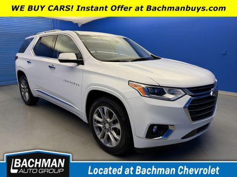 Used 2018 Chevrolet Traverse Premier w/ Driver Confidence II Package FWD image 1