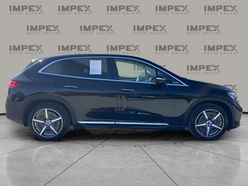 Used 2023 Mercedes-Benz EQE 500 4MATIC SUV w/ Exclusive Trim Package image 6