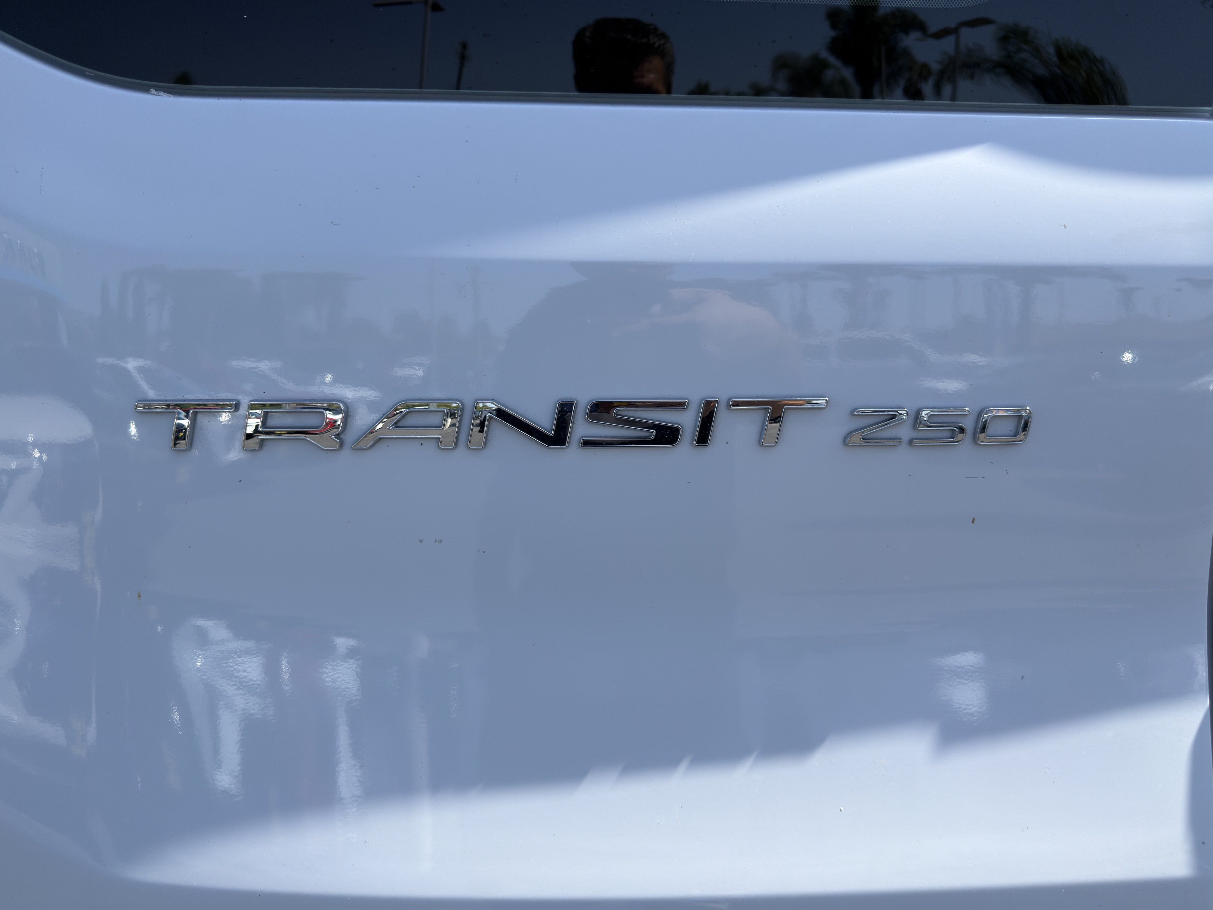 Used 2025 Ford Transit 250 Low Roof w/ Exterior Upgrade Package RWD image 33
