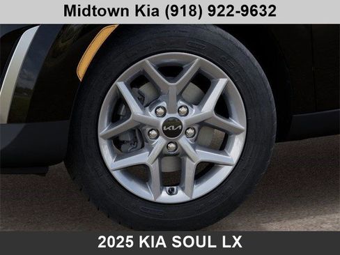 New 2025 Kia Soul LX image 9