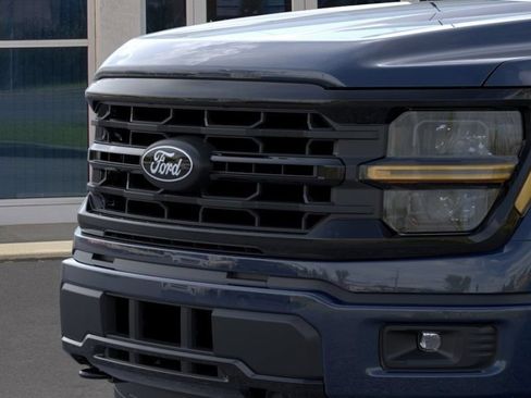 New 2026 Ford F150 XLT w/ XLT Black Appearance Package AWD/4WD image 40