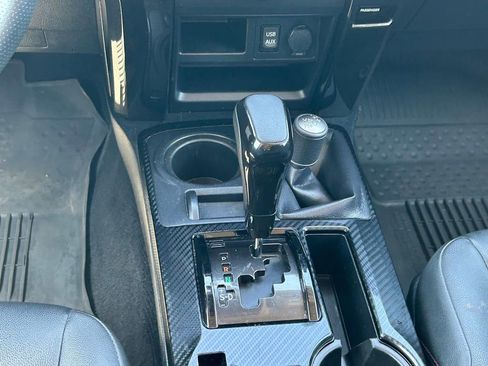 Used 2019 Toyota 4Runner TRD Off-Road Premium AWD/4WD image 23