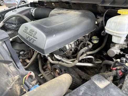 Used 2019 RAM 1500 Express AWD/4WD image 28