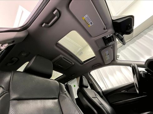 Used 2016 Honda Pilot Elite image 23